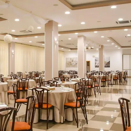 Fruit Village S Antonio מלון